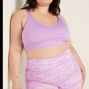 PINK Ultimate Lightly-Lined Sports Bra